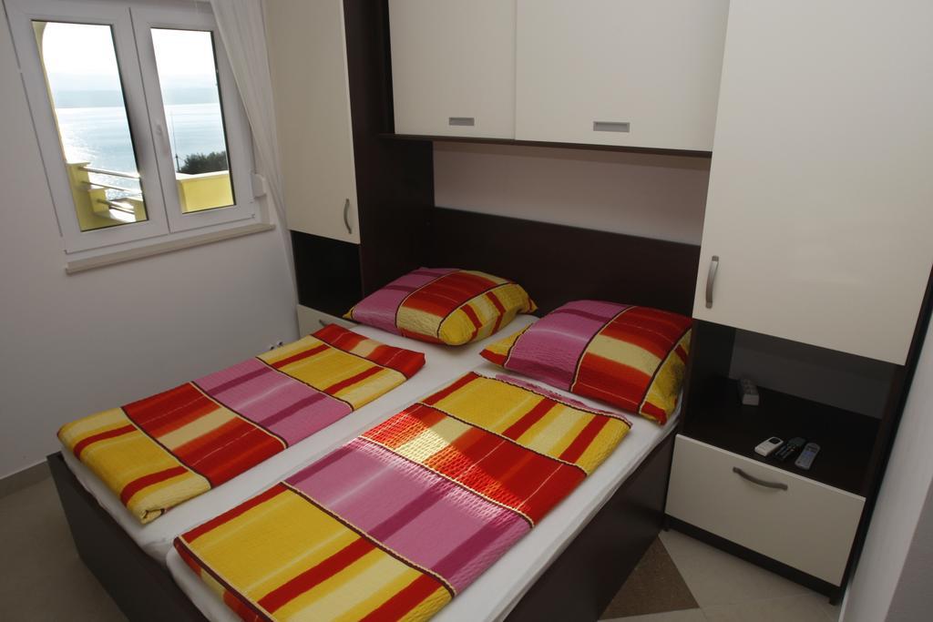 Apartments Rubic 奥米什 外观 照片